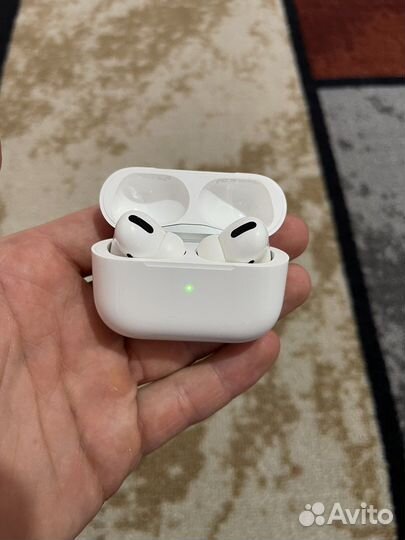 Apple airpods pro