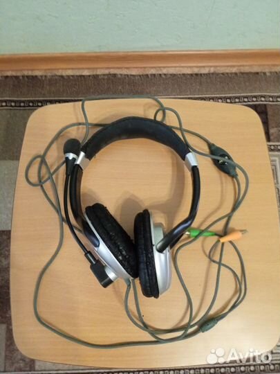 Стереонаушники проводные с микрофоном sven GD-900