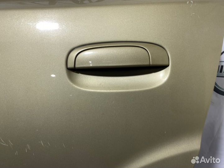 Дверь боковая задняя левая Kia Rio 2010