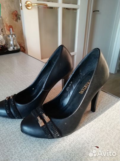 Туфли женские модельные 37 размер