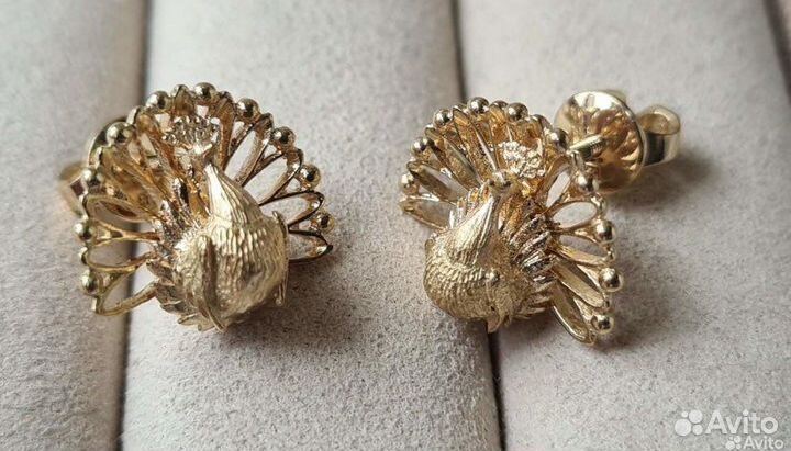 Золотые серьги