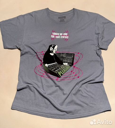 Футболка pleasures 