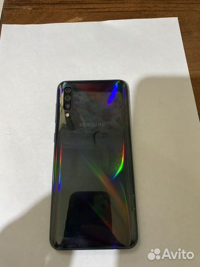 Samsung Galaxy A50, 4/64 ГБ