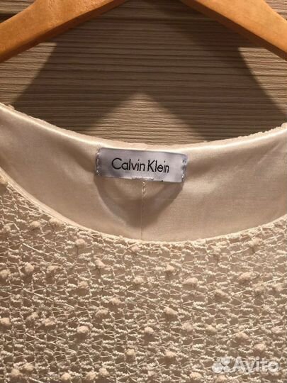 Платье Calvin Klein поздничное нарядное