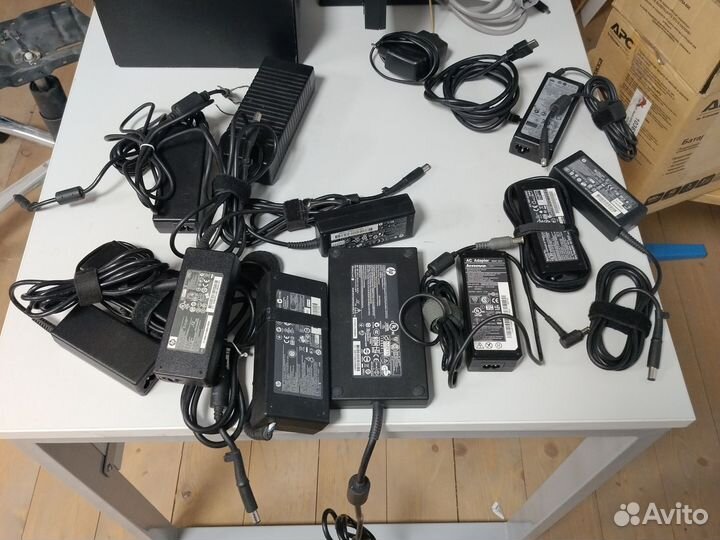 Блоки питания для ноутбуков оригинальные HP