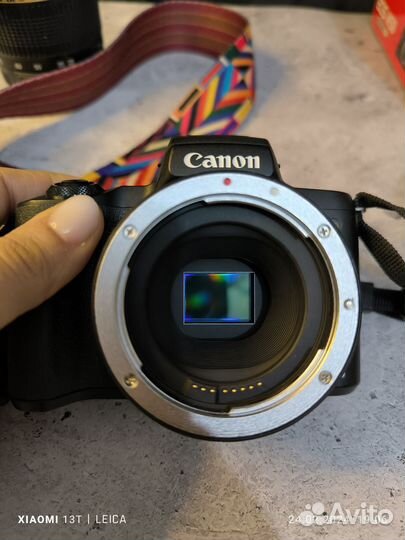 Компактный фотоаппарат canon