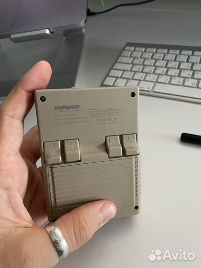 Miyoo mini plus топ консоль для ретро игр