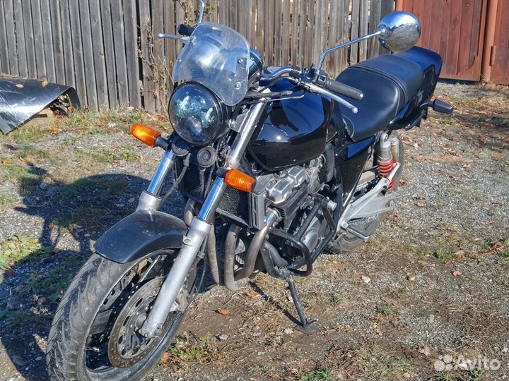 Honda cb400sf