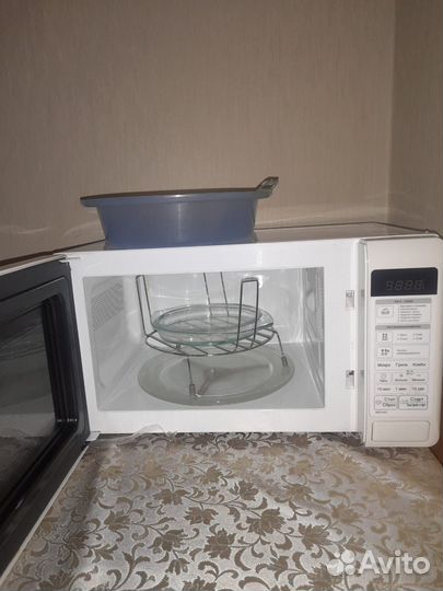 Микроволновая печь