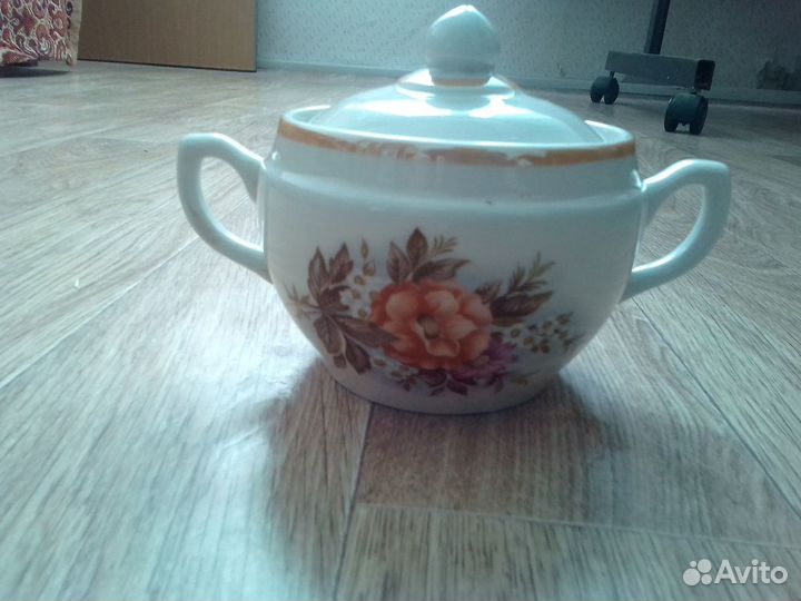 Сахарница фарфоровая