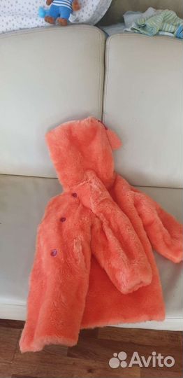 Пальто на девочку
