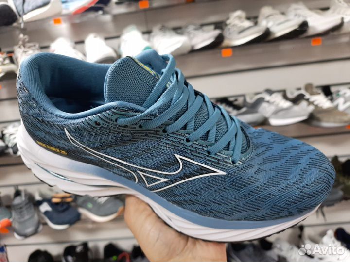 Кроссовки мужские беговые Mizuno