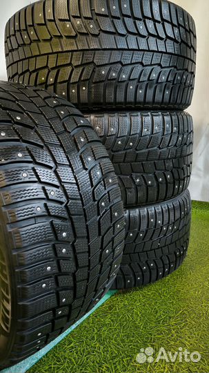 Michelin Latitude X-Ice North 295/35 R21