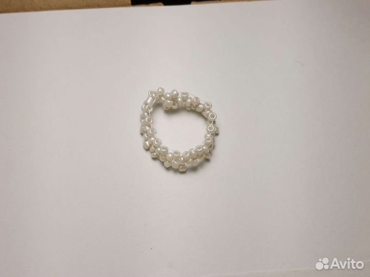 Набор украшений из бисера ручной работы