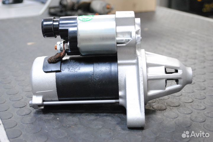 Стартер Honda CR-V 2.0 16V B20B, B20Z1