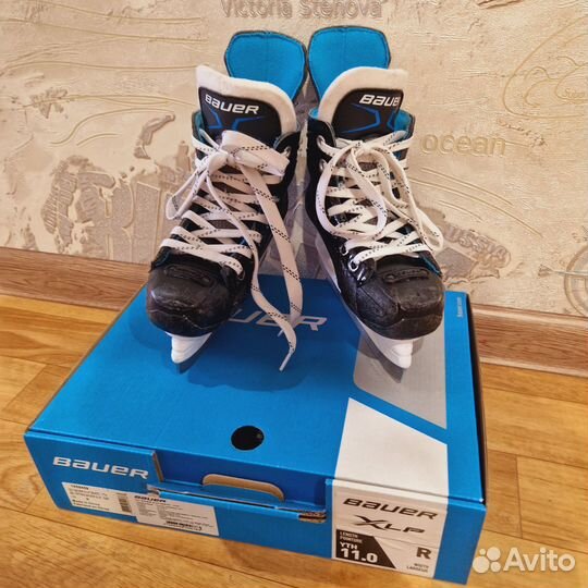 Хоккейные коньки bauer