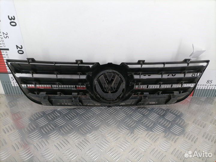 Решетка радиатора для Volkswagen Polo 4 6Q0853653E