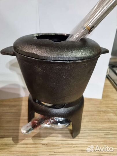 Фондю чугунное