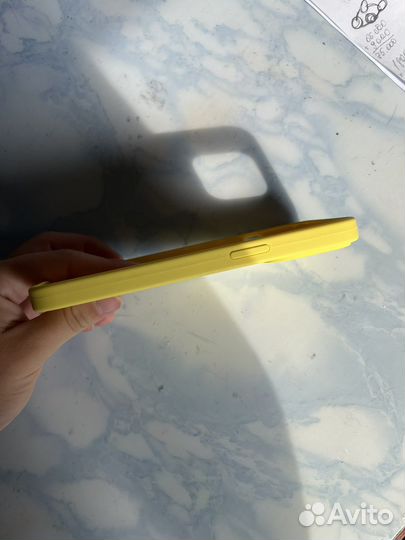 Чехол на iPhone 13pro