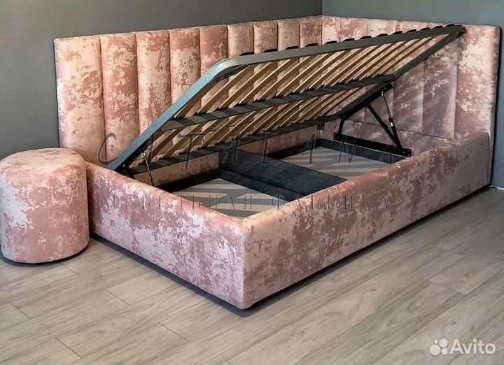 Детская кровать с подъемным механизмом