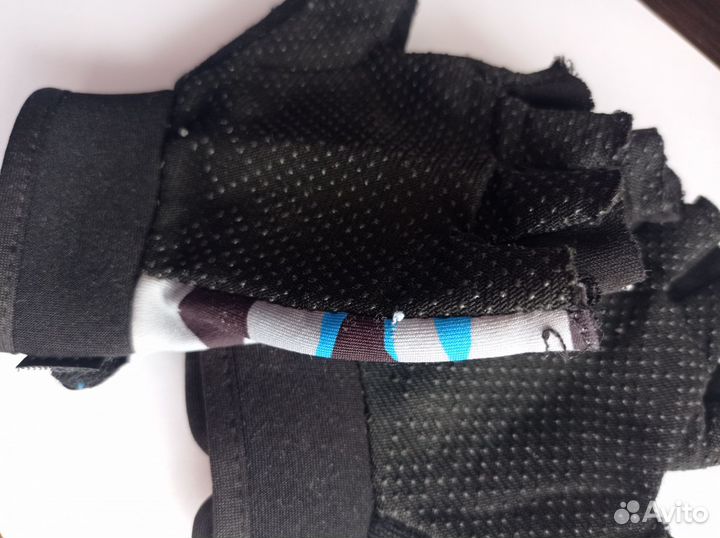 Детские спортивные перчатки