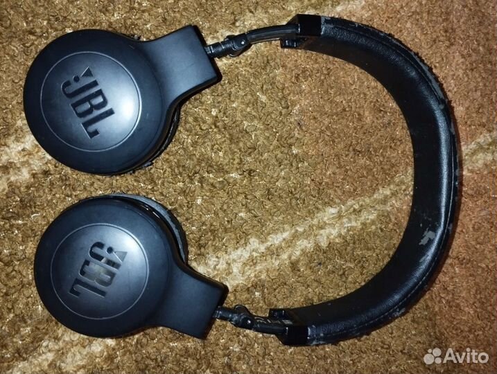 Беспроводные наушники jbl C45BT