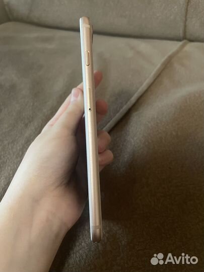 Телефон iPhone 8 plus