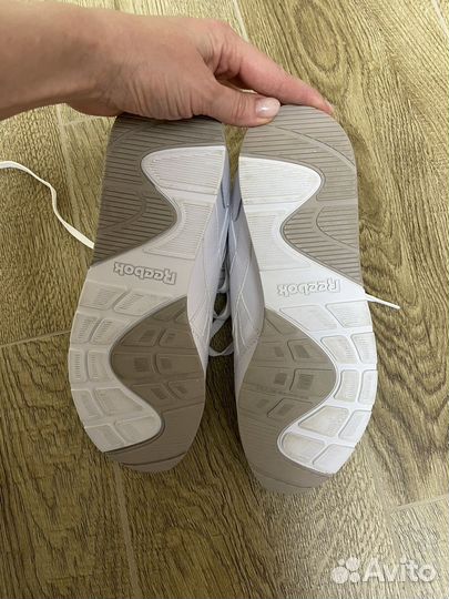 Reebok кроссовки новые оригинал
