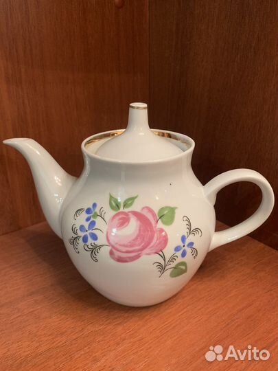 Чайник фарфоровый СССР