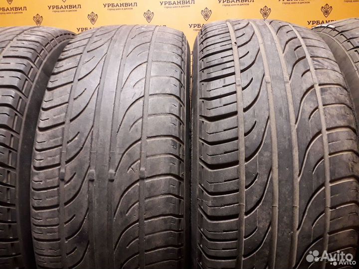 GT Radial Champiro 128 235/60 R16