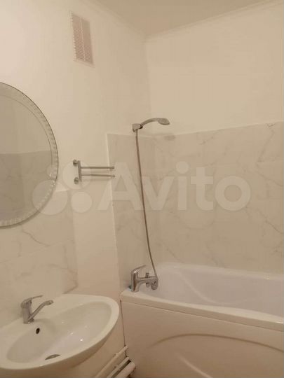 1-к. квартира, 42 м², 3/14 эт.