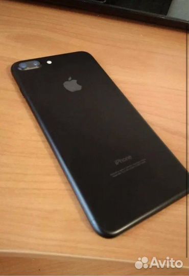 Телефон iPhone 7 plus