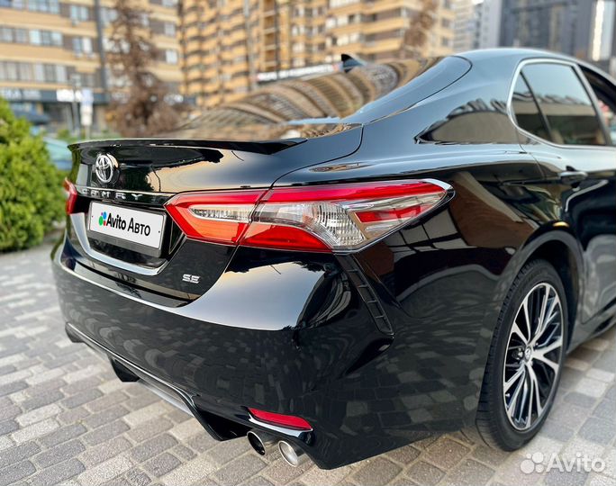 Toyota Camry 2.5 AT, 2019, 75 000 км