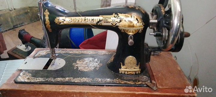 Швейная машинка singer