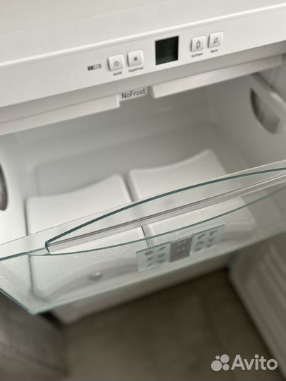 Морозильная камера liebherr