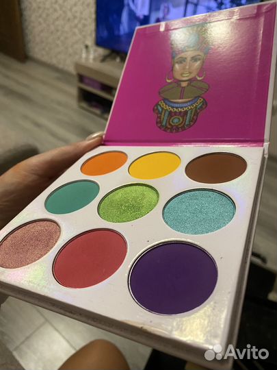 Палетка теней The Zulu by Juvia's