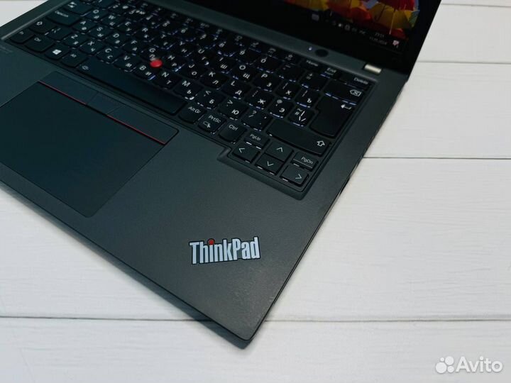 Удобный Lenovo ThinkPad X13 Gen 2 16GB-512 Гарант