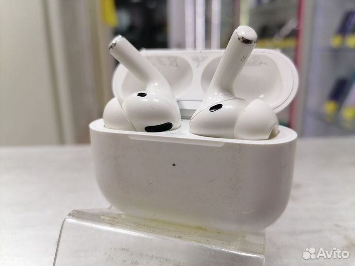 Беспроводные наушники Apple AirPods Pro (6)