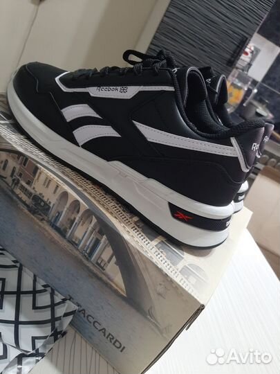 Кроссовки муж.Reebok,43рр,новые,осень-зимв