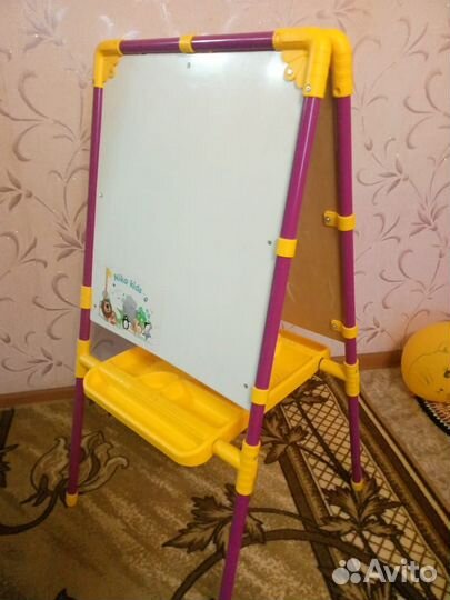 Мольберт детский двухсторонний