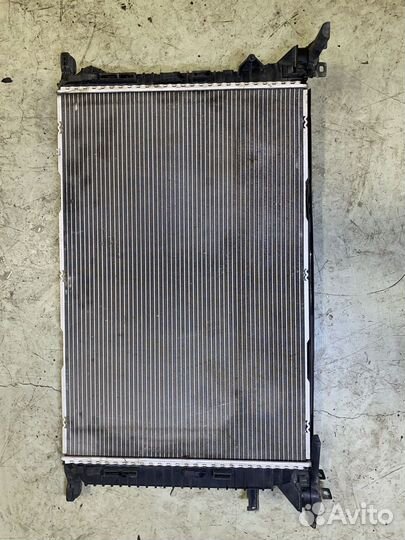 Радиатор охлаждения Audi A5 8T 8T 8K0121251K