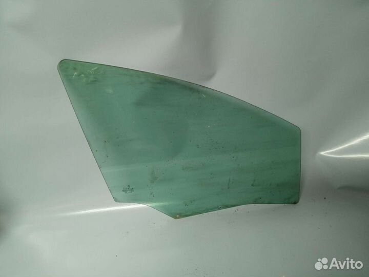 Peugeot 307 стекло передней правовой двери левой з