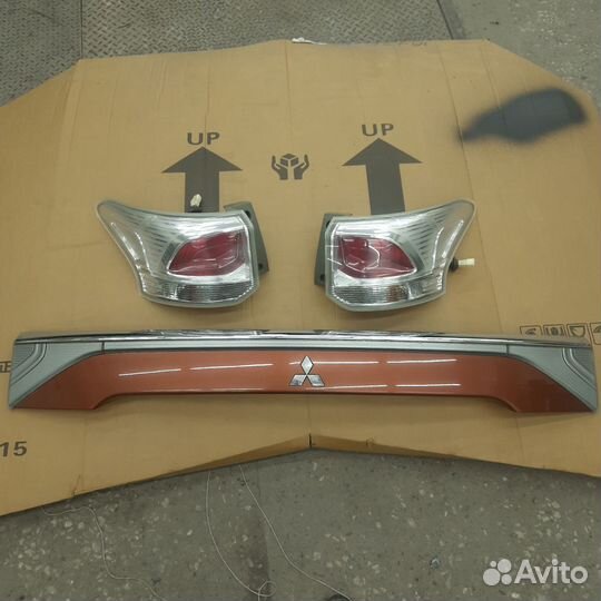 Фара задняч на оутлендер 3