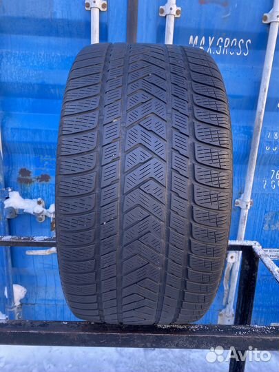 Pirelli Scorpion Winter 305/35 R21