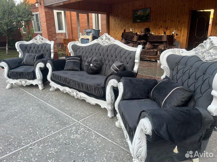 Диван и 2 кресла