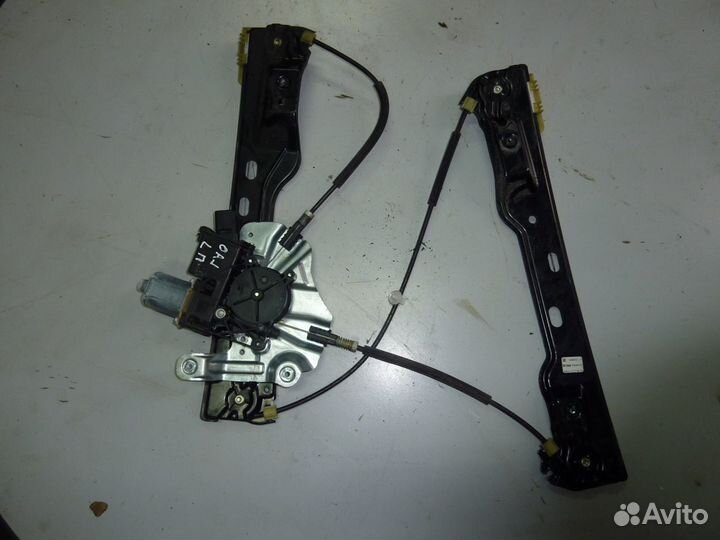 Opel Astra J седан стеклоподъемник электро