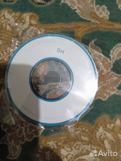 Наушники новые с блютузом