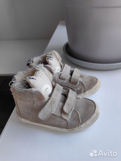 Ботинки демисезонные для девочки 22 размер