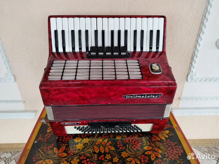 Аккордеон Weltmeister Stella