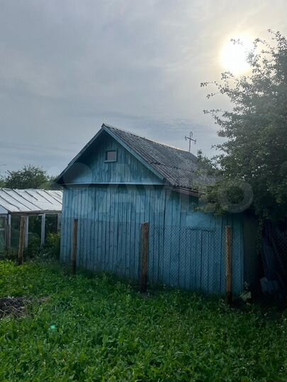 Дача 20 м² на участке 6 сот.